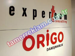 Origo Experteam Banko arkası lazer kesim pleksi harfler