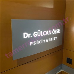 ışıklı doktor kapı tabelası