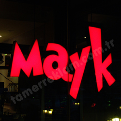 Mayk Cafe Pleksiglas