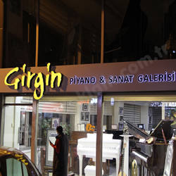 Girgin Piyano ve Sanat Galerisi Cephe Tabelas