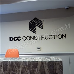 DCC Construction Banko Arkasi Logo Uygulama