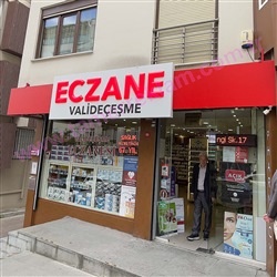 Eczane Cephe Tabelas, Valideeme Eczanesi