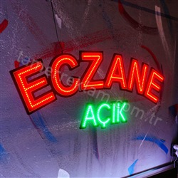 Dairesel Eczane ve Açık Led Tabela