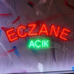 Dairesel Eczane ve Açık Led Tabela